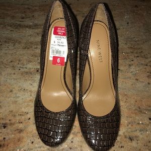 Nine West Brown Pumps NEW